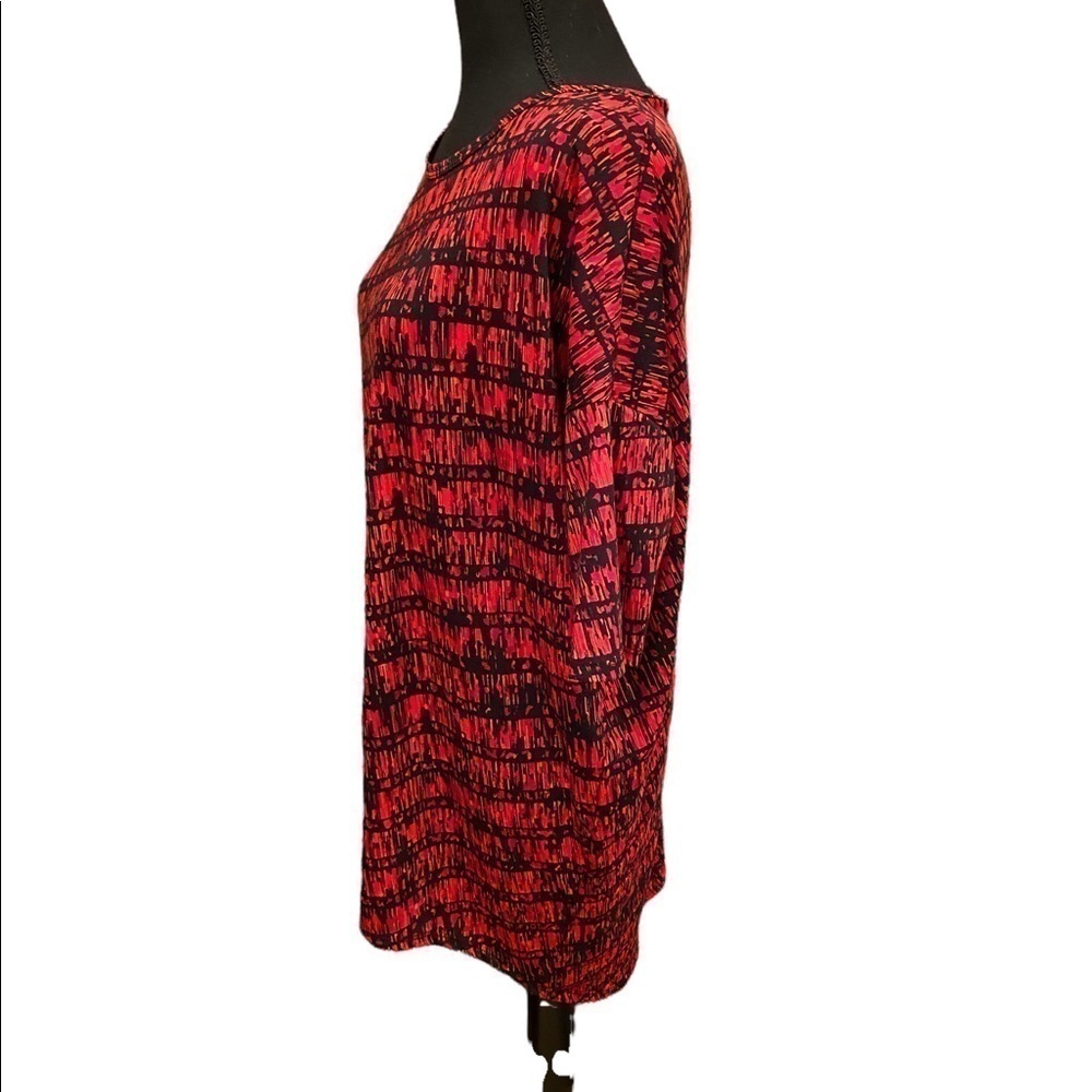 lularoe Irma Top High Low - Picture 4 of 8